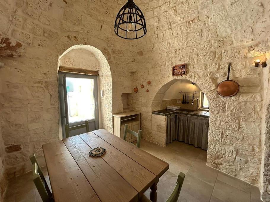 チステルニーノIconico - Authentic Trulli Experienceアパートメント エクステリア 写真