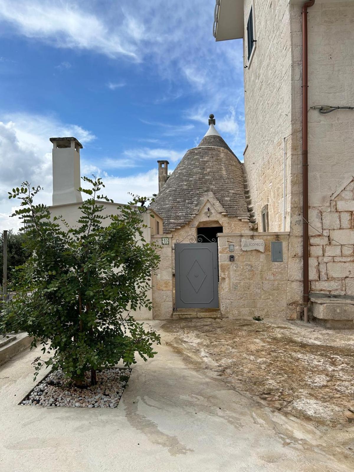 チステルニーノIconico - Authentic Trulli Experienceアパートメント エクステリア 写真